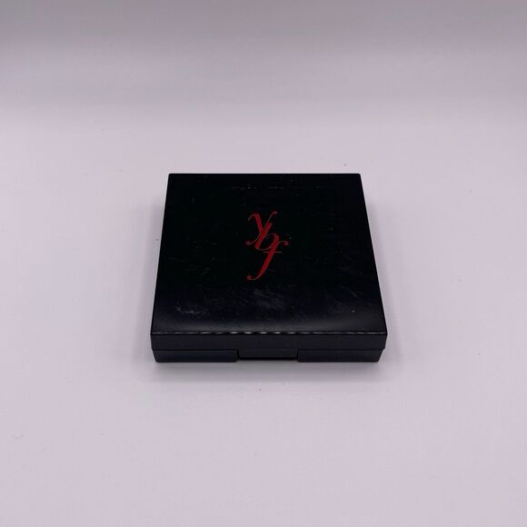 YBF Your Best Friend Neutralizing Face Pressed Powder - Picture 2 of 4